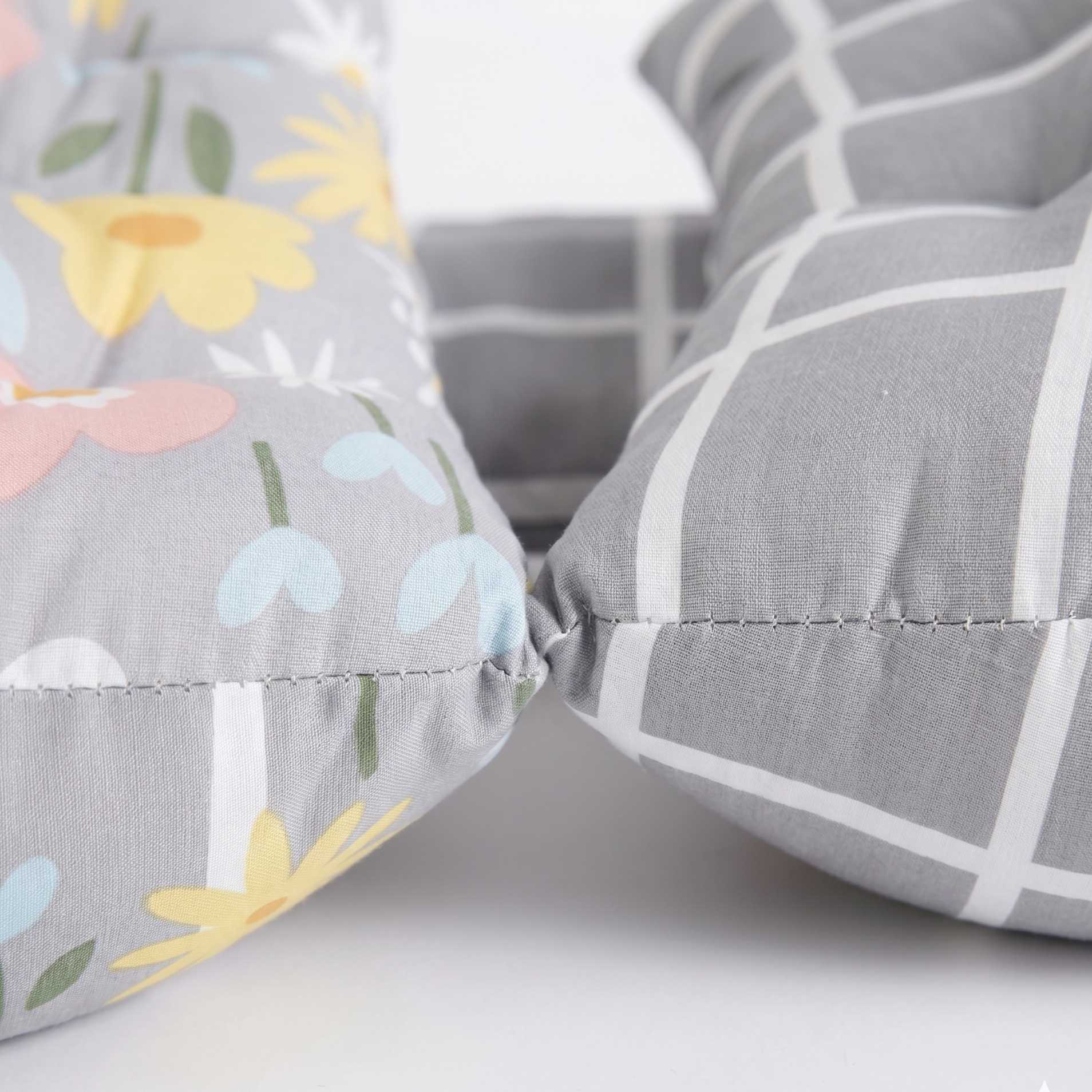 DoubleFleur | Coussin Grossesse Double Cercle Réversible — Fleurs & Carreaux